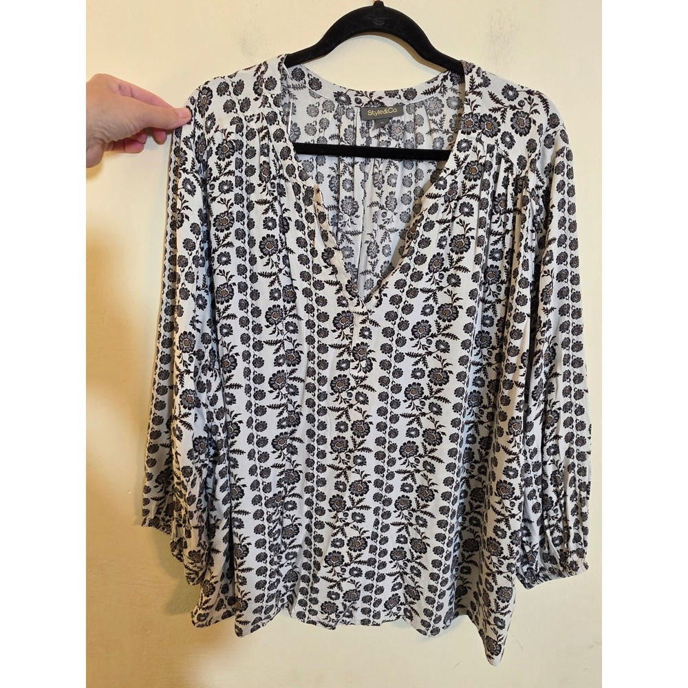 Style & Co Womens 4X Floral V-Neck Peasant Blouse Long Sleeve Rayon Top Blk/Wh